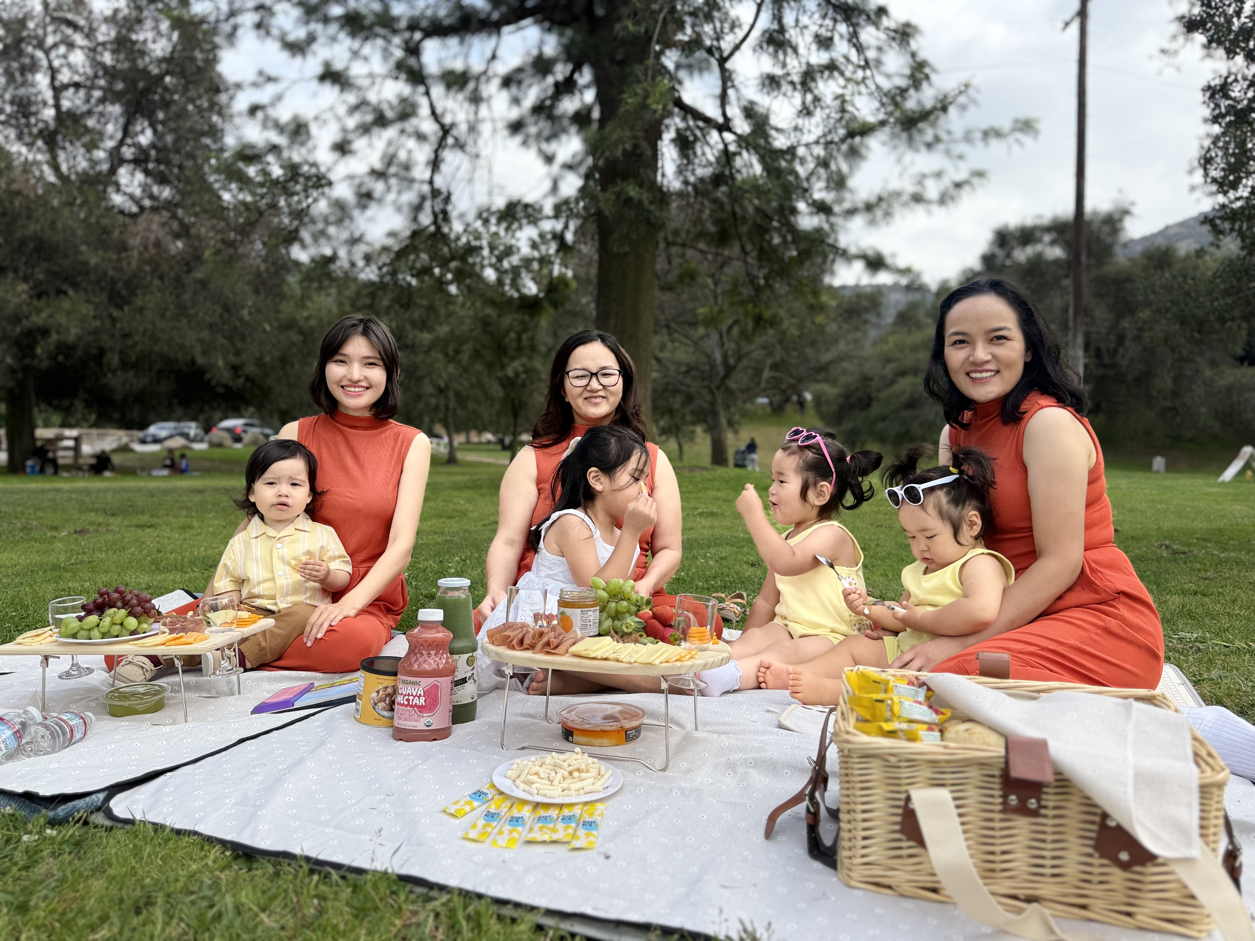 Khersuu moms with their children